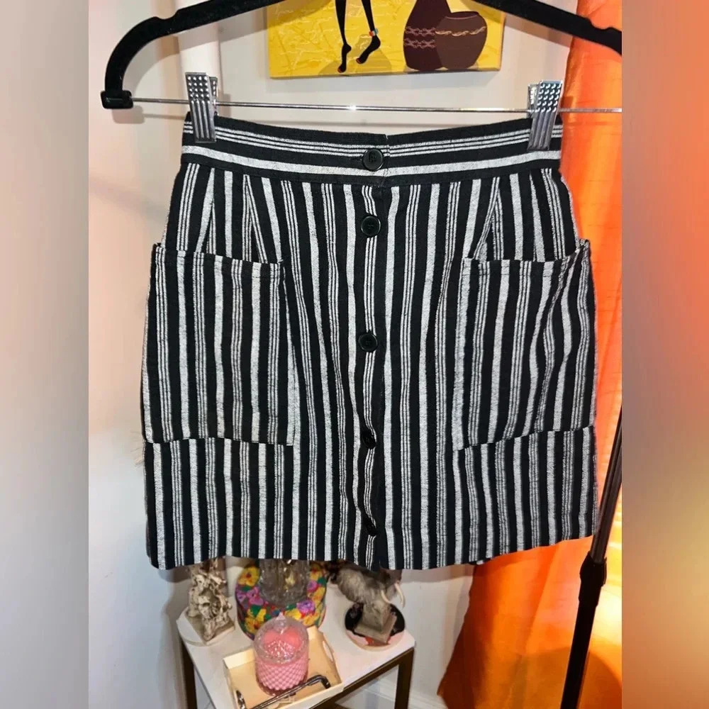 Oak & Fort Mini Skirt size XS
